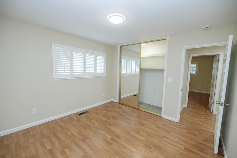 302 Leveland Ln, Modesto, CA 95350