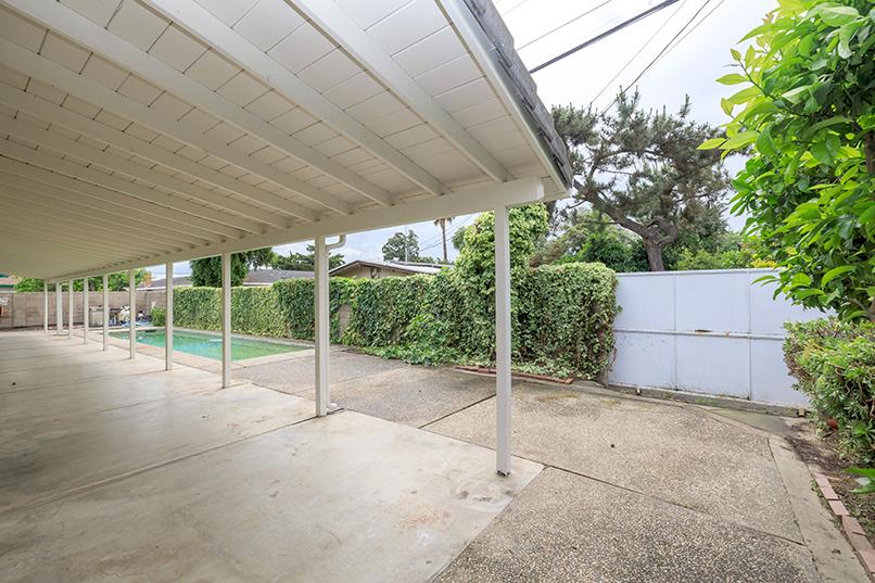 302 Leveland Ln, Modesto, CA 95350