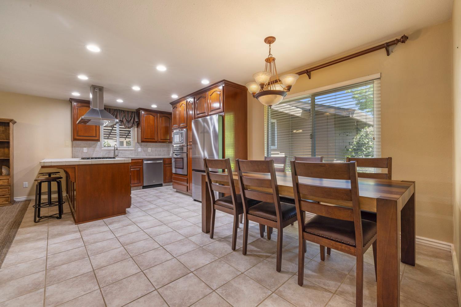 3305 Appaloosa Ct, Modesto, CA 95356