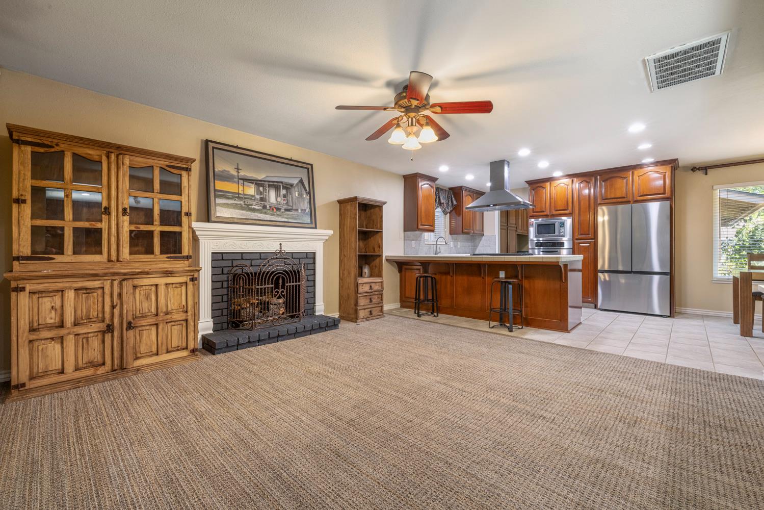 3305 Appaloosa Ct, Modesto, CA 95356