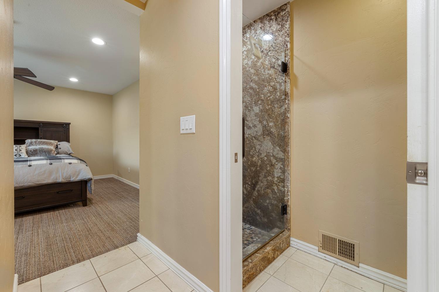 3305 Appaloosa Ct, Modesto, CA 95356