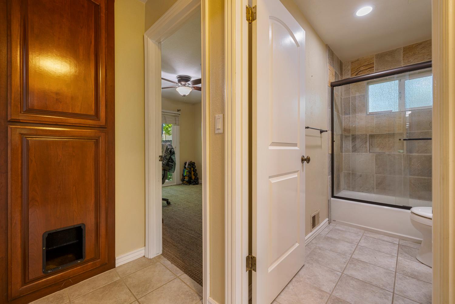 3305 Appaloosa Ct, Modesto, CA 95356