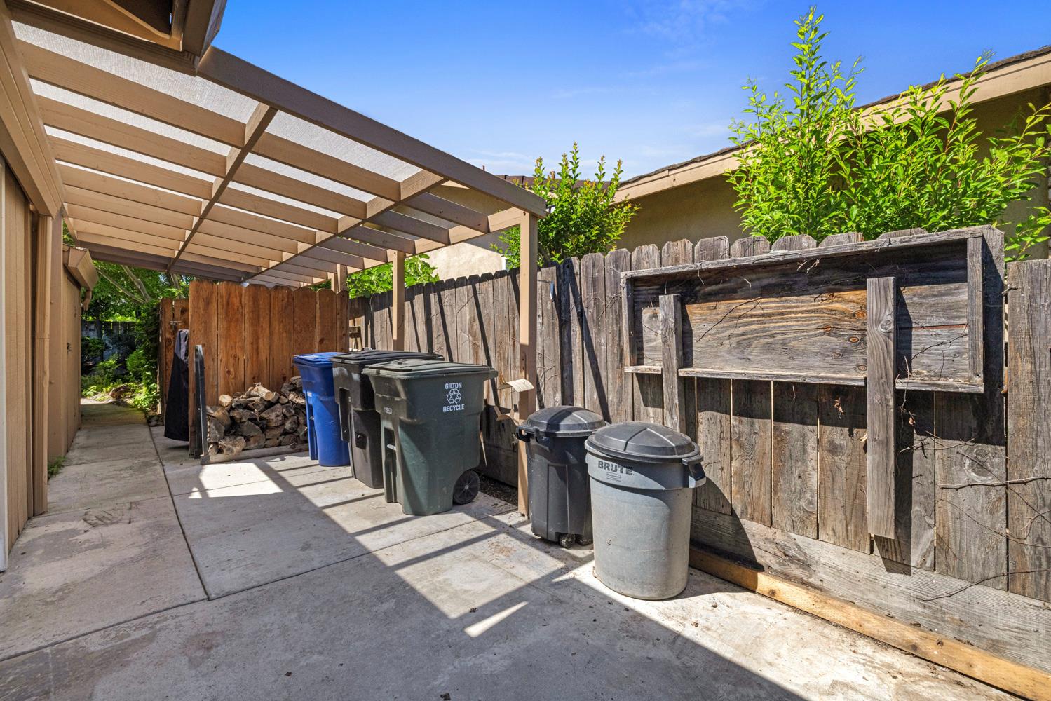 3305 Appaloosa Ct, Modesto, CA 95356