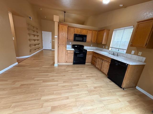 2815 Crescent Moon Ct, Ceres, CA 95307