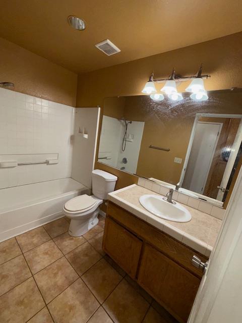 2815 Crescent Moon Ct, Ceres, CA 95307