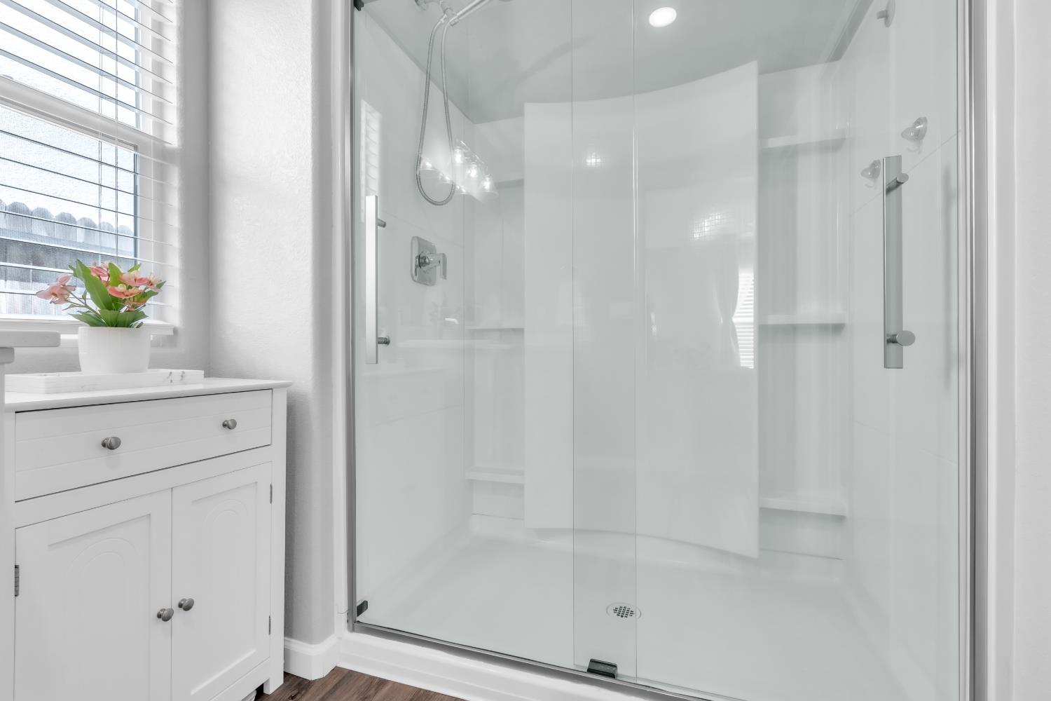 6203 Panda Way, Riverbank, CA 95367