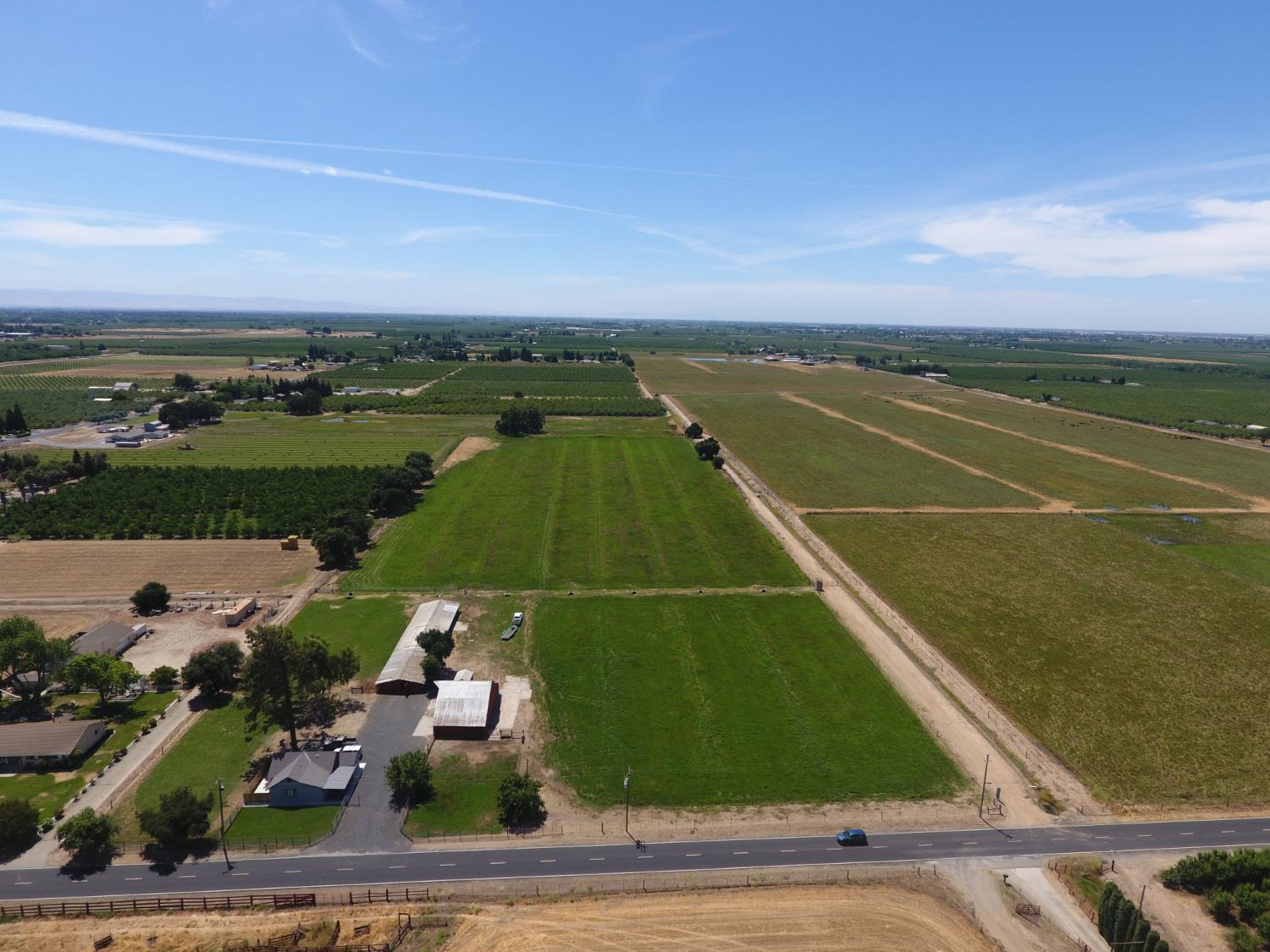 20383 Sutliff Rd, Escalon, CA 95320