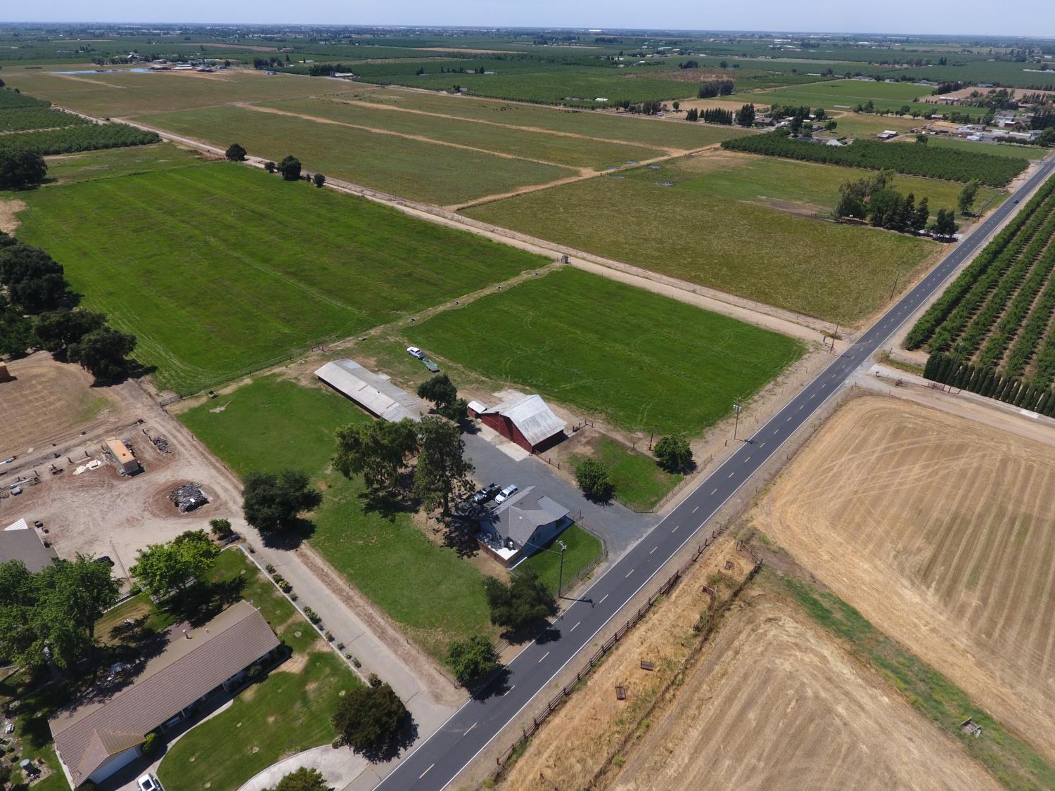 20383 Sutliff Rd, Escalon, CA 95320