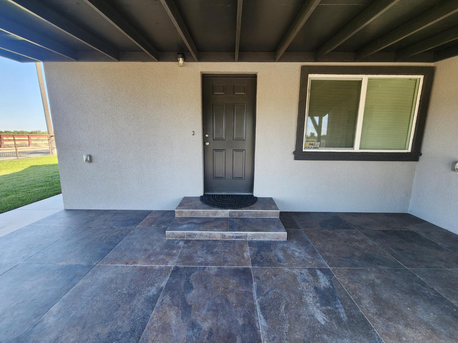 20383 Sutliff Rd, Escalon, CA 95320