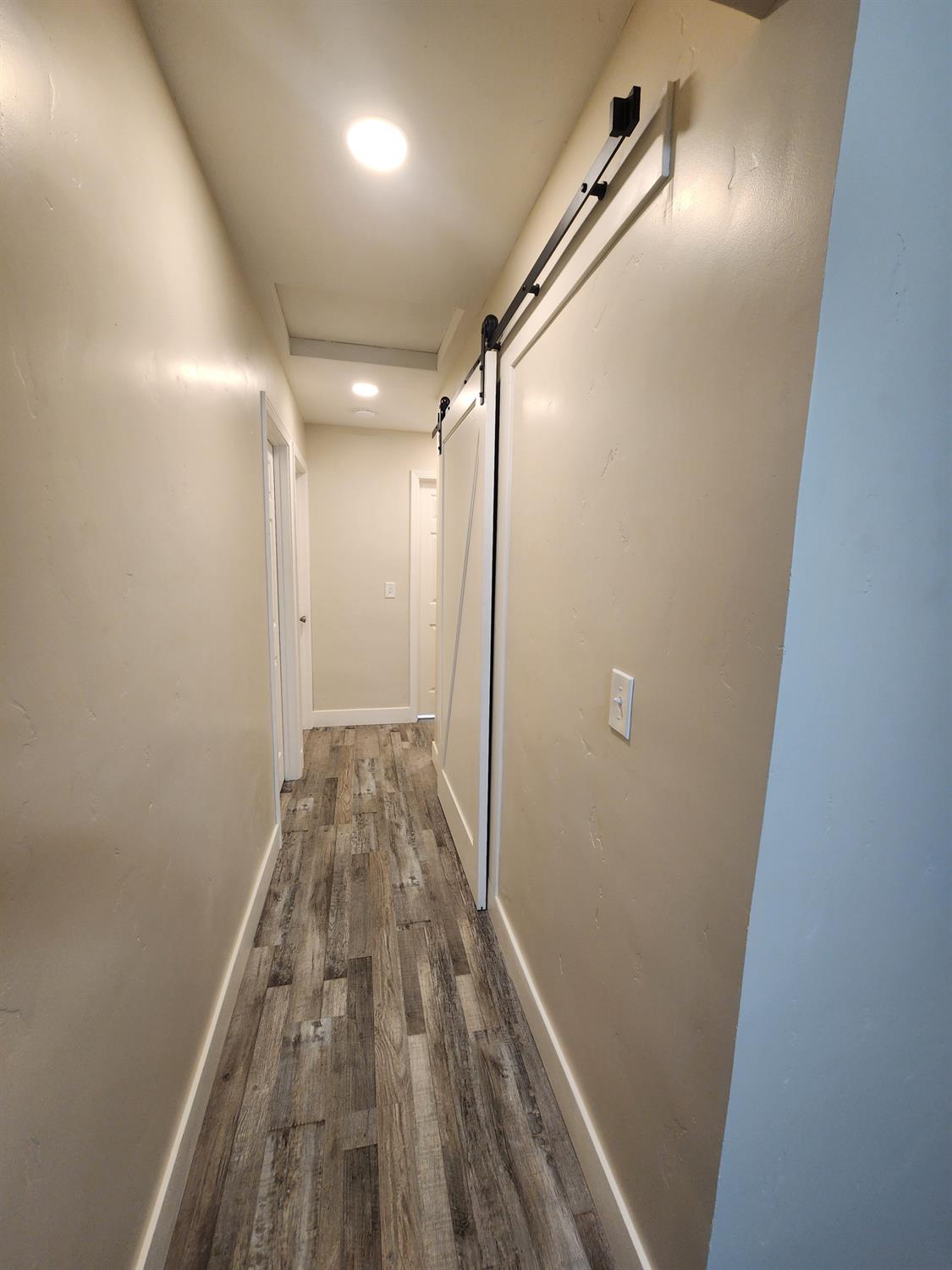 20383 Sutliff Rd, Escalon, CA 95320