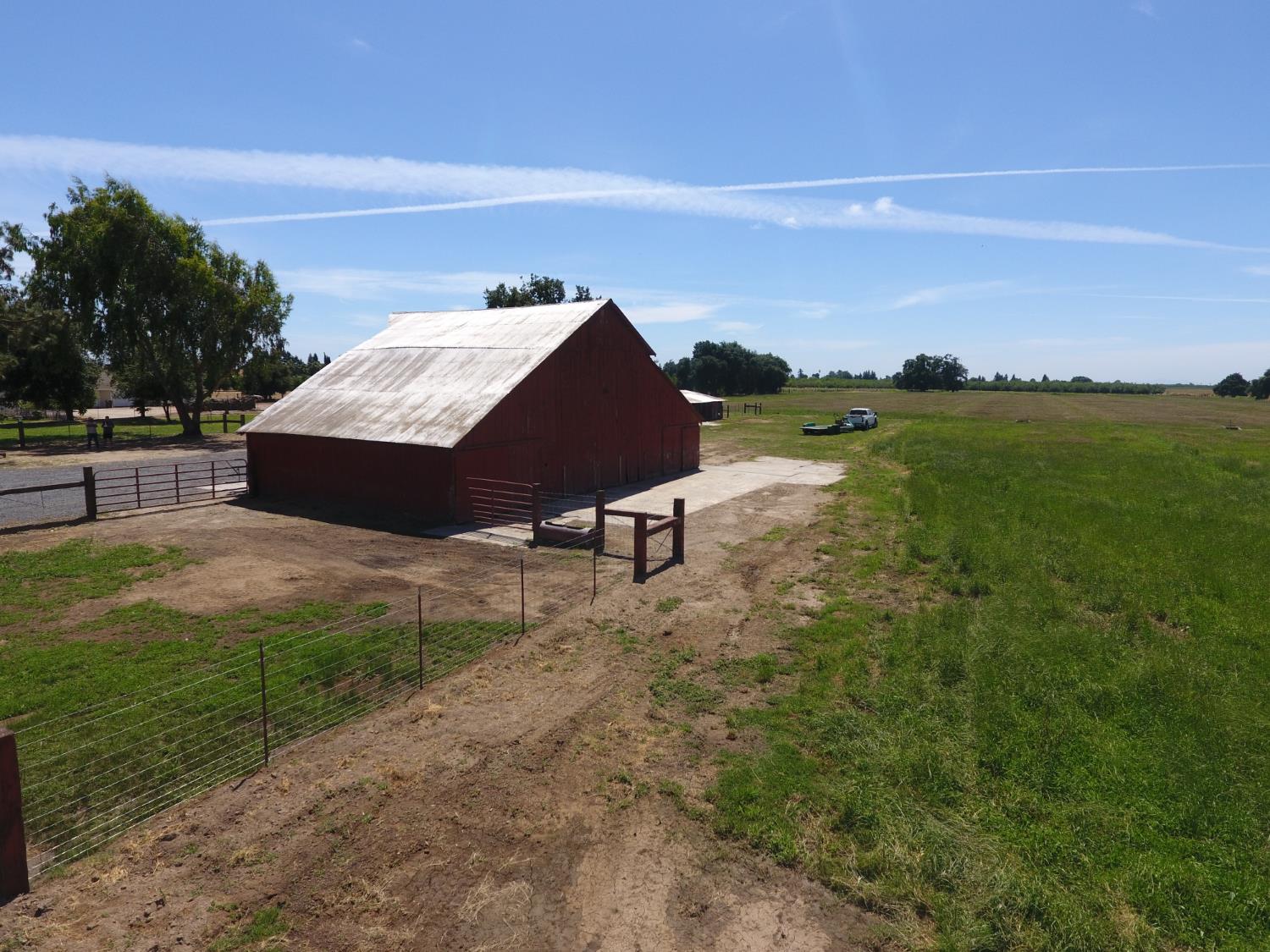 20383 Sutliff Rd, Escalon, CA 95320