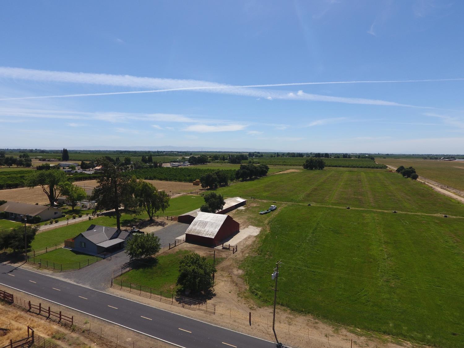 20383 Sutliff Rd, Escalon, CA 95320