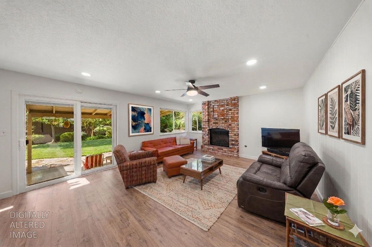 1325 Forest Dr, Turlock, CA 95380