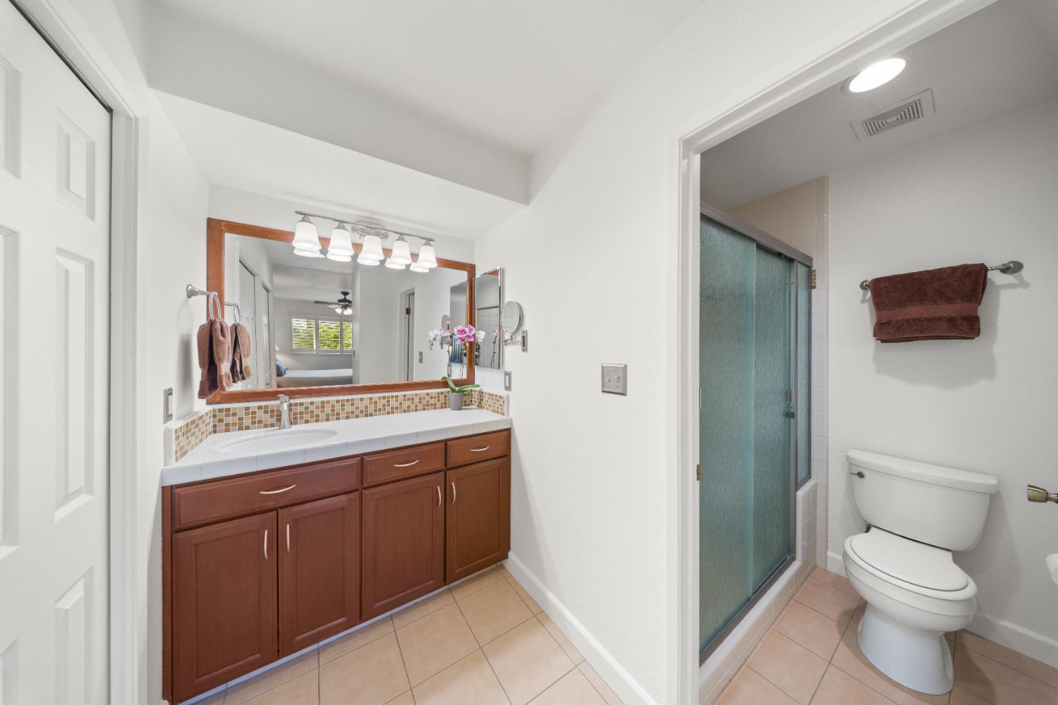 1325 Forest Dr, Turlock, CA 95380