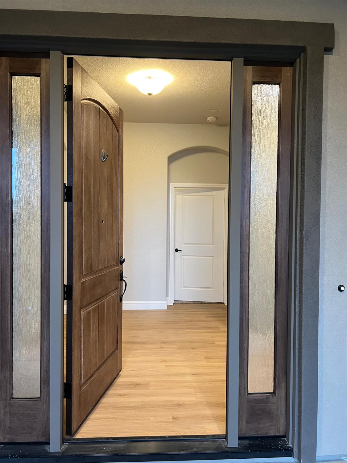 8698 N Privado Ct, Hilmar, CA 95324