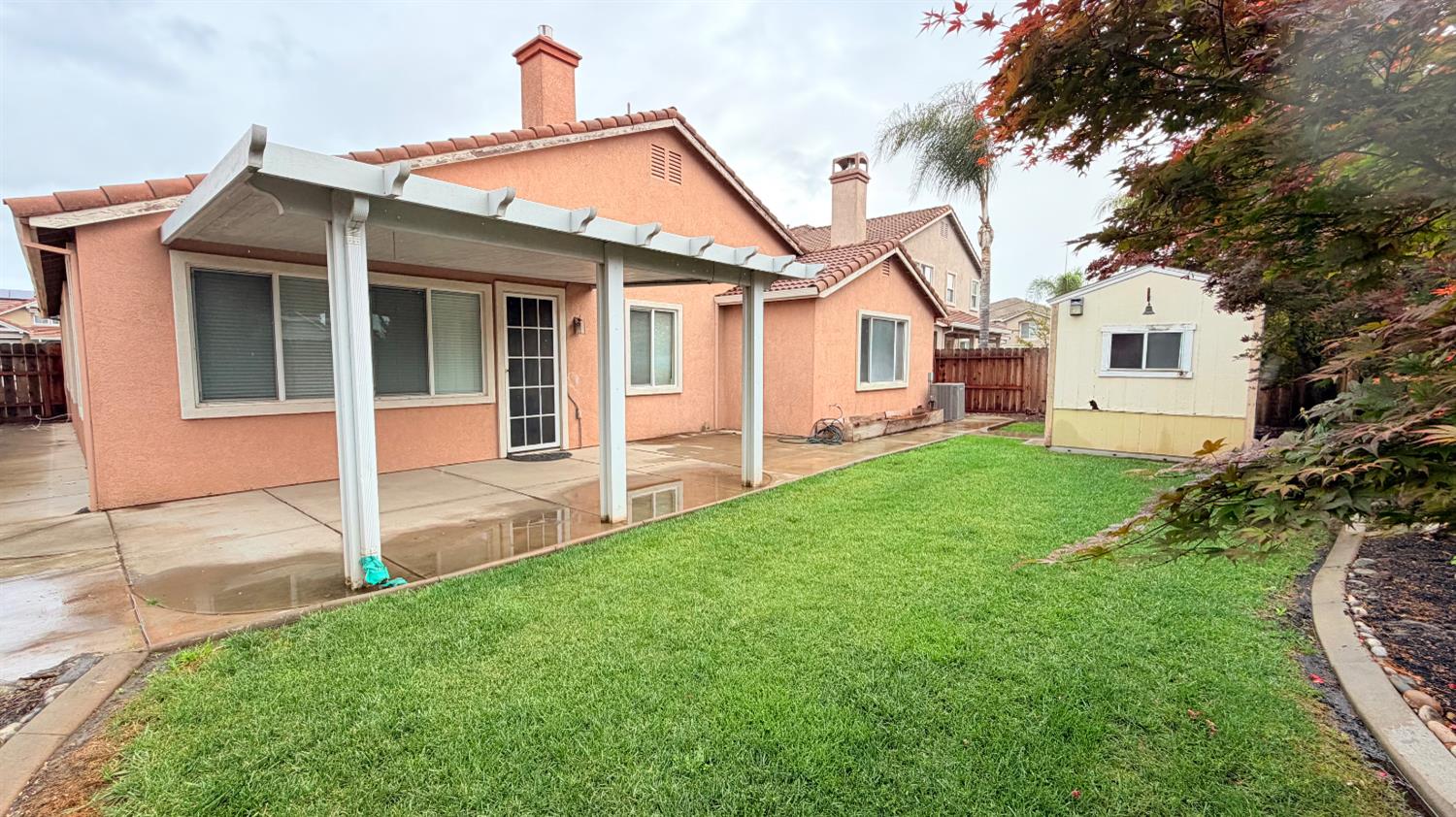 2518 clayridge Ct, Riverbank, CA 95367