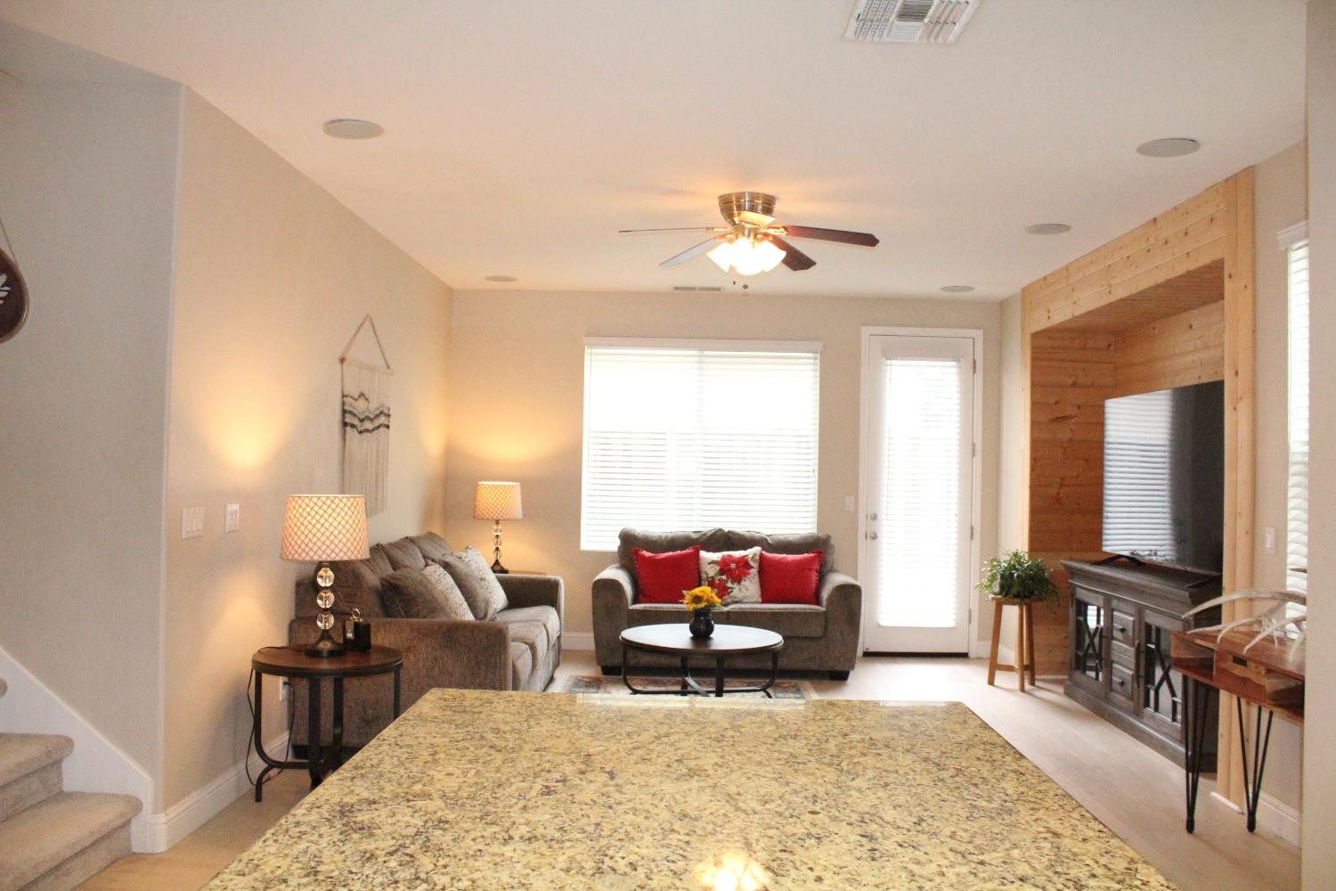 2532 Cottage Pointe Dr, Riverbank, CA 95367