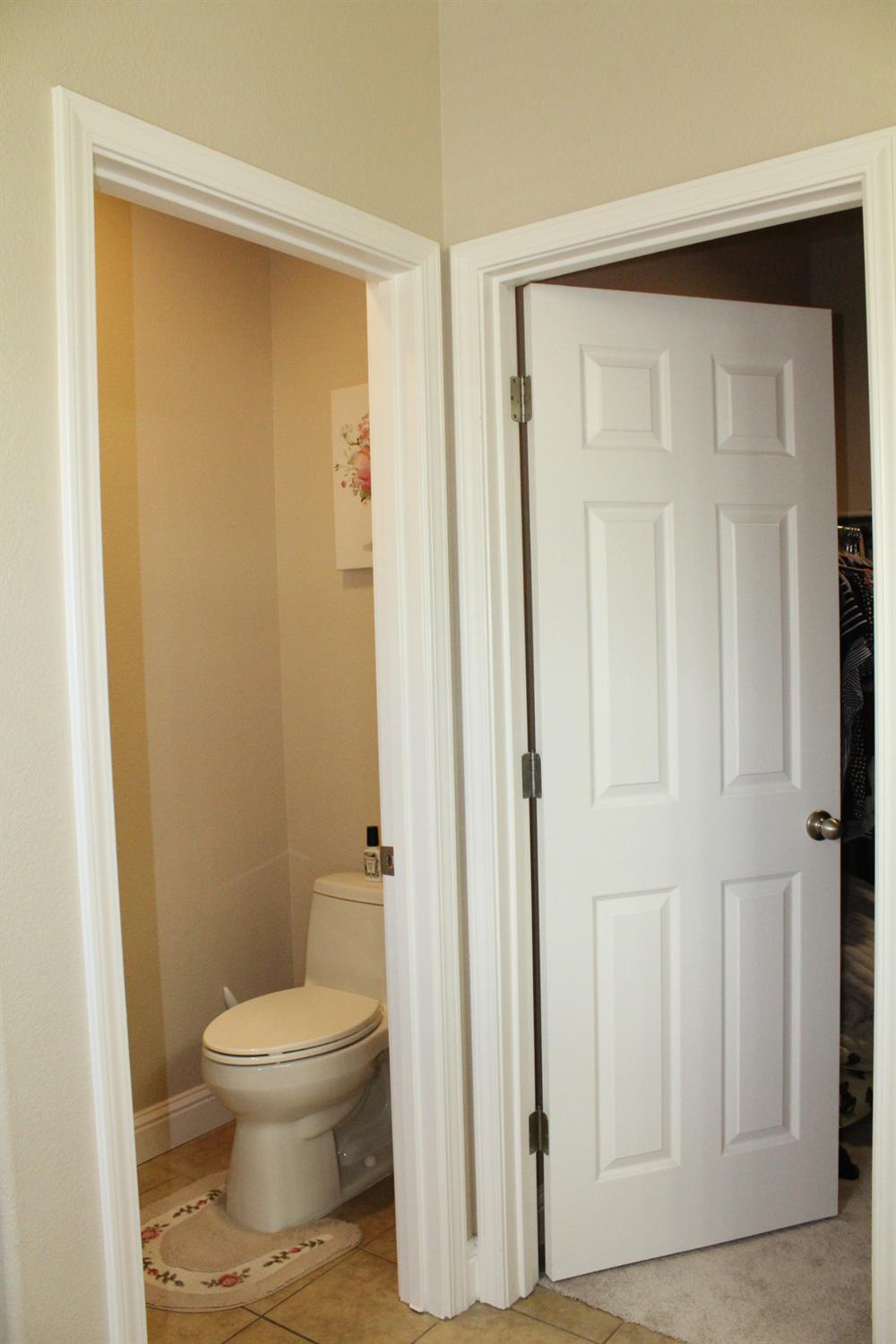 2532 Cottage Pointe Dr, Riverbank, CA 95367