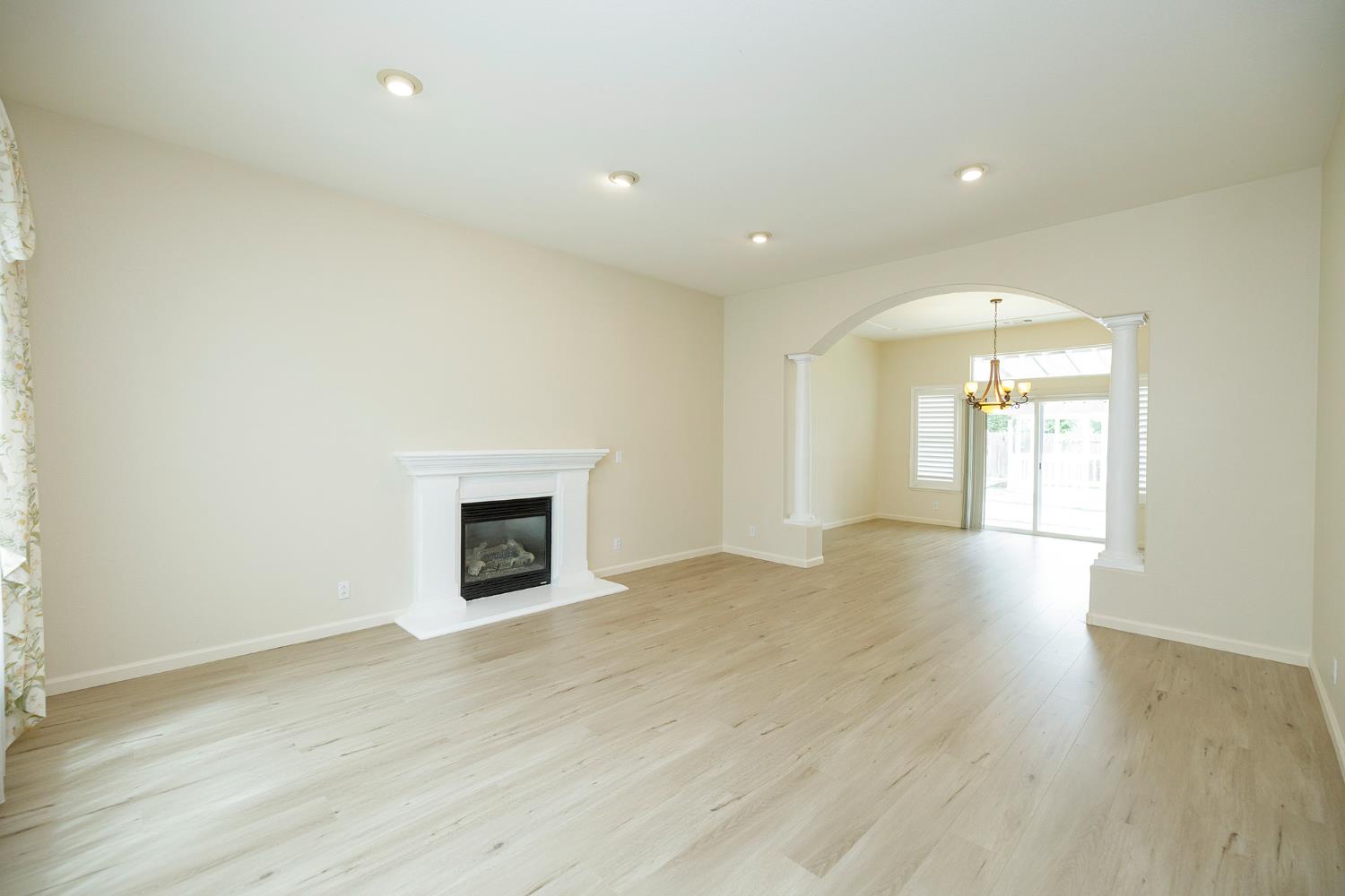 3513 Aristides Dr, Modesto, CA 95355