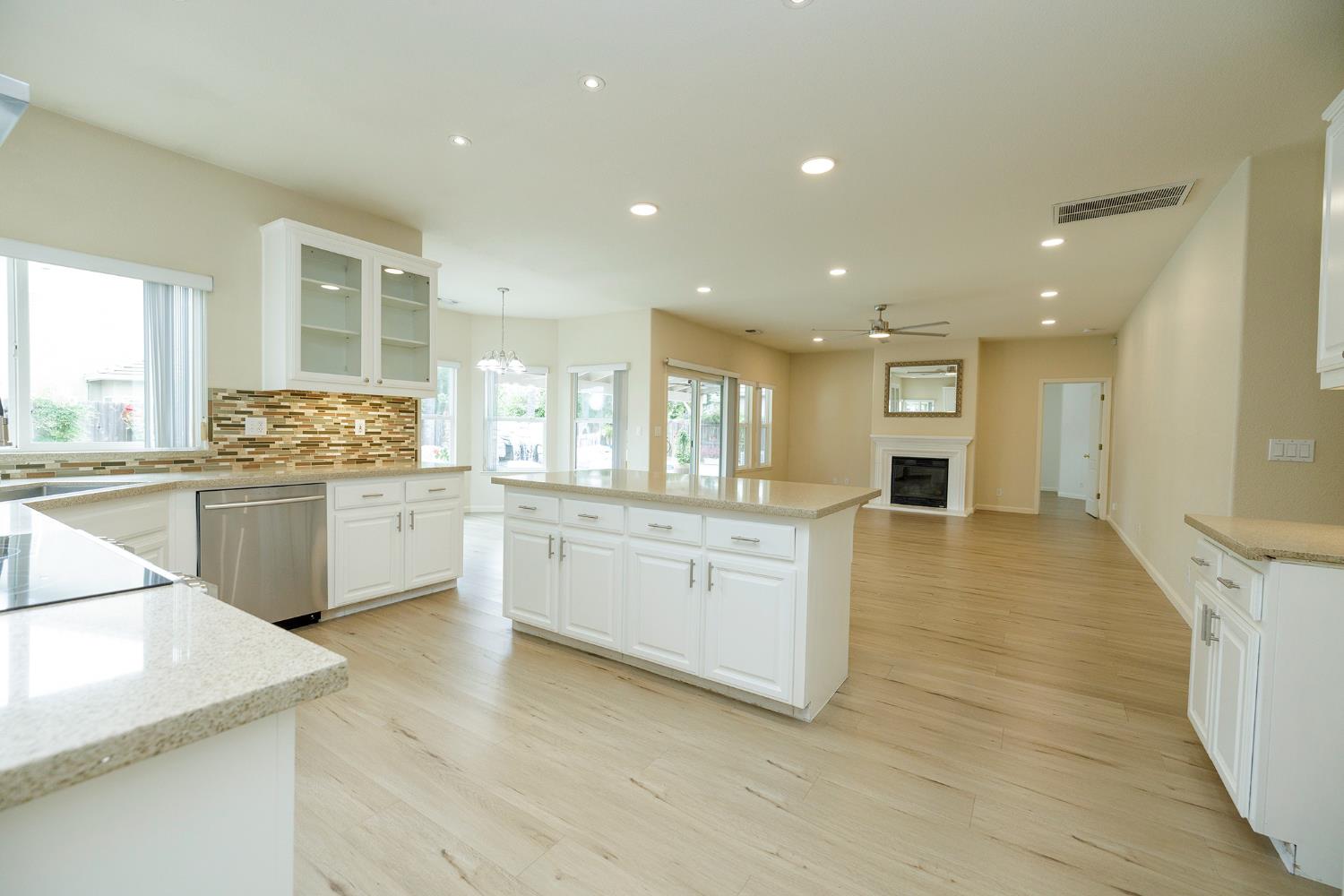 3513 Aristides Dr, Modesto, CA 95355