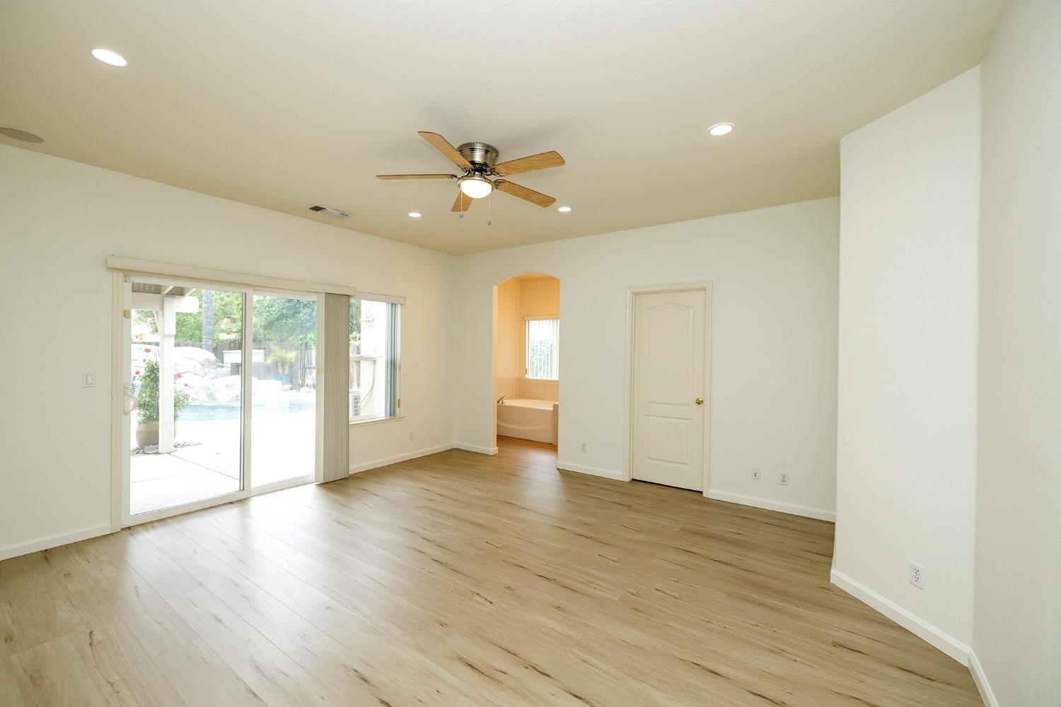 3513 Aristides Dr, Modesto, CA 95355