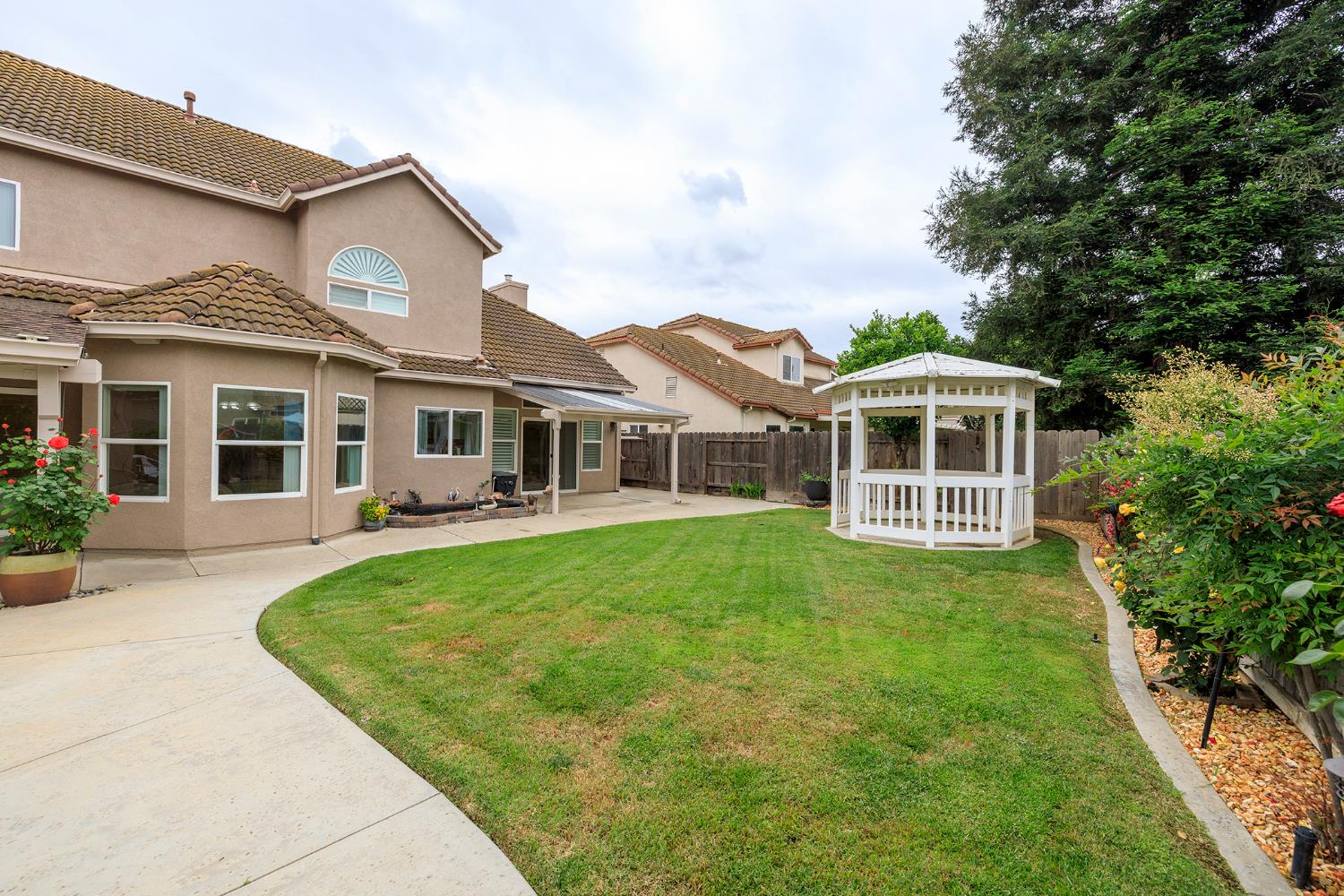 3513 Aristides Dr, Modesto, CA 95355