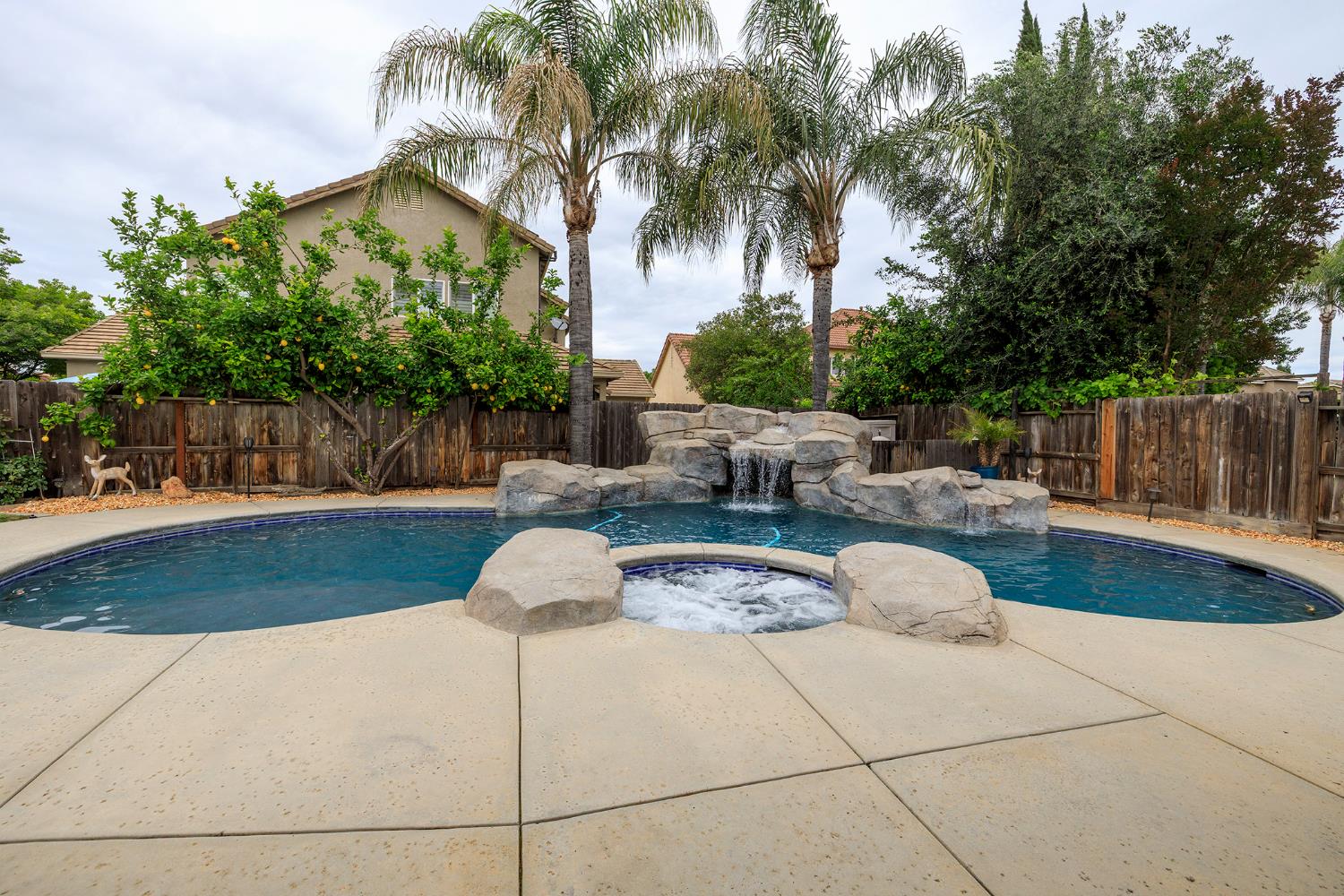 3513 Aristides Dr, Modesto, CA 95355