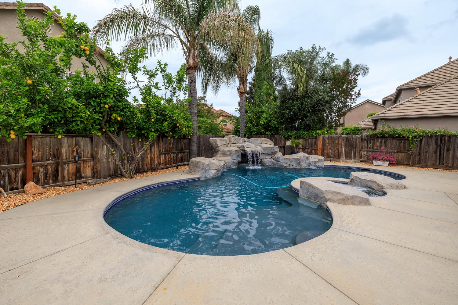 3513 Aristides Dr, Modesto, CA 95355