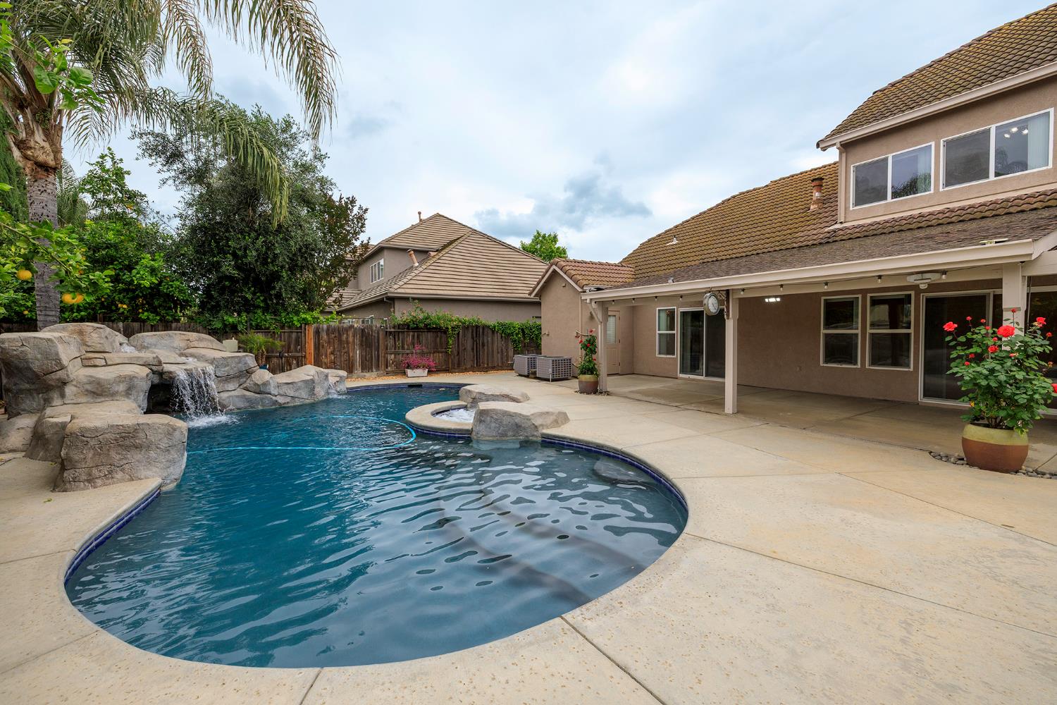 3513 Aristides Dr, Modesto, CA 95355