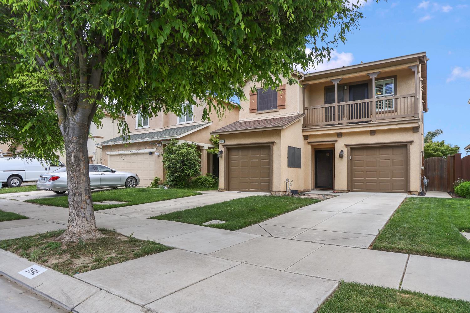1542 Hearthsong Dr, Manteca, CA 95337
