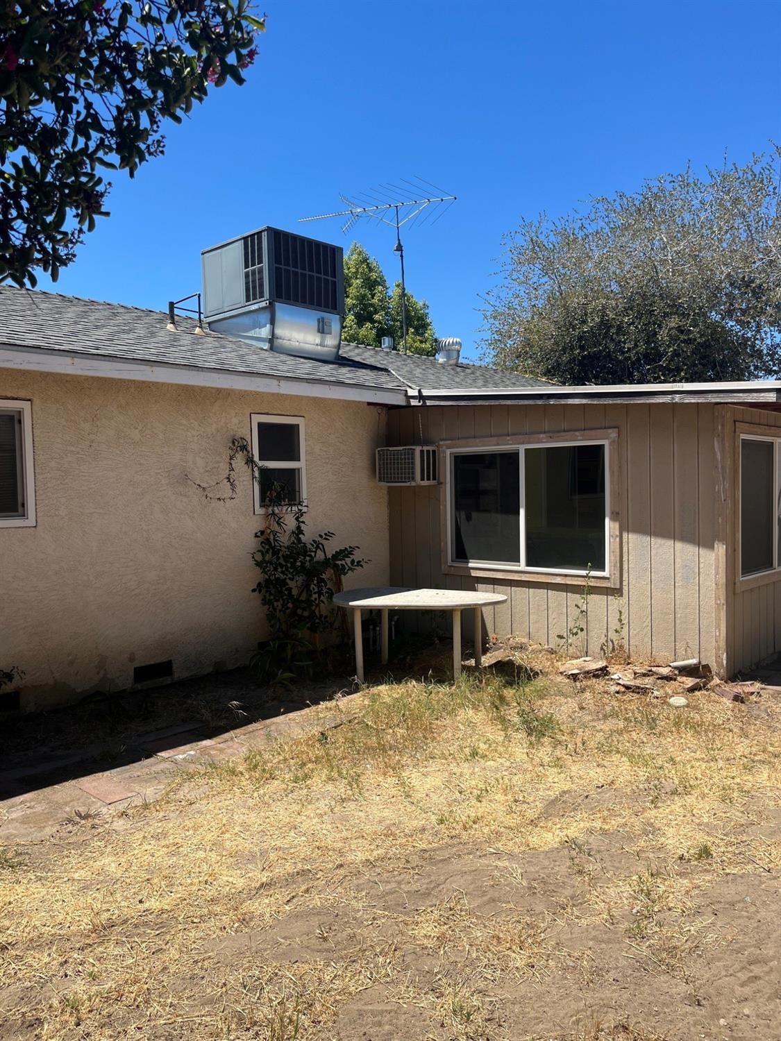 1509 Brixton Lane, Modesto, CA 95356