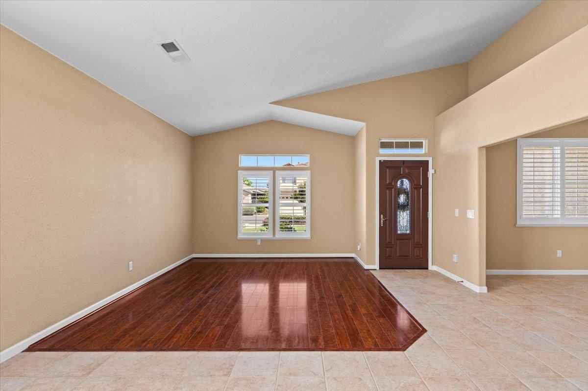 1924 Sunflower Ct, Modesto, CA 95356