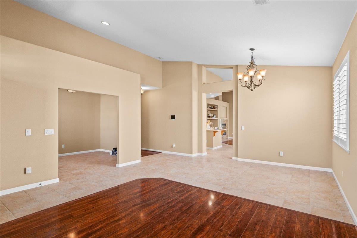 1924 Sunflower Ct, Modesto, CA 95356