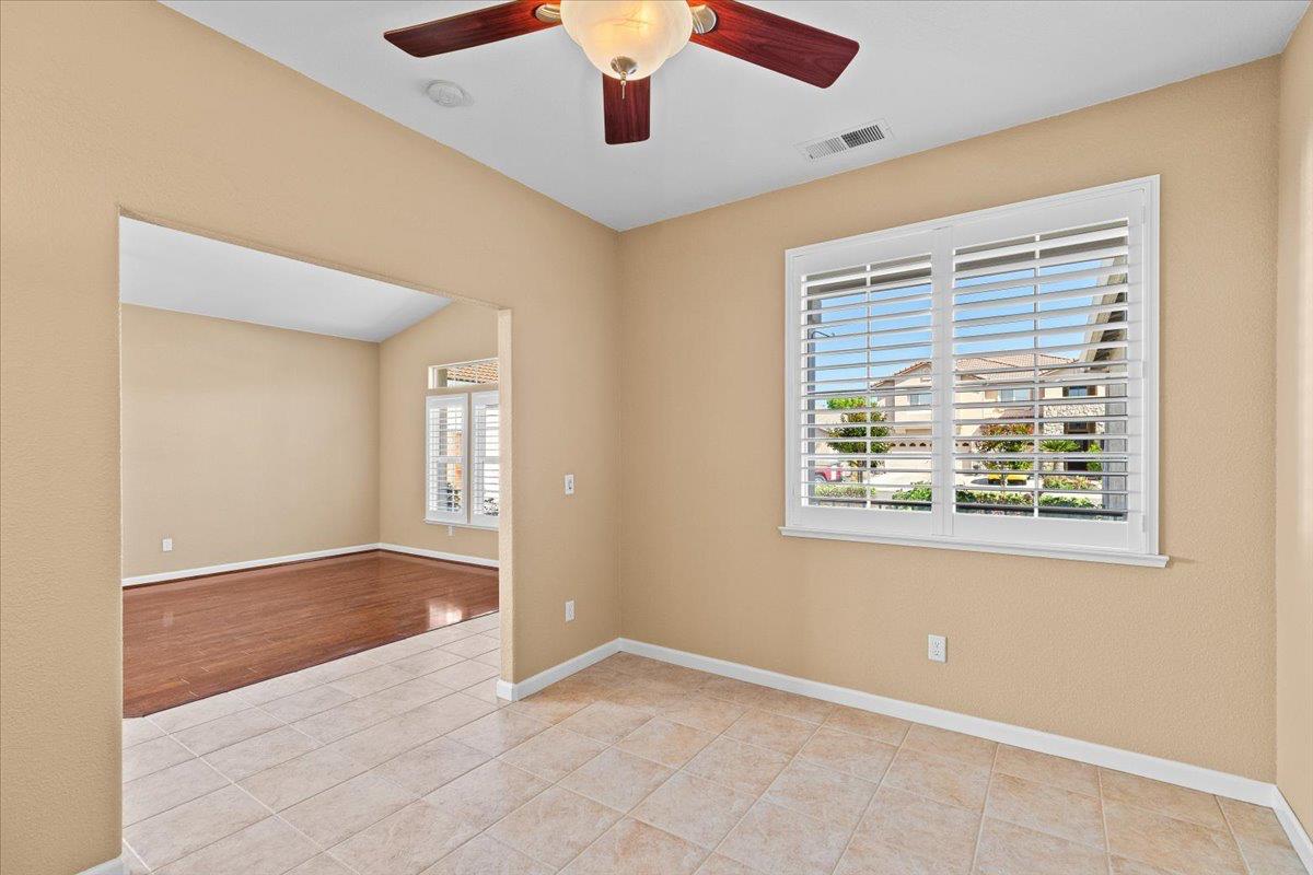 1924 Sunflower Ct, Modesto, CA 95356