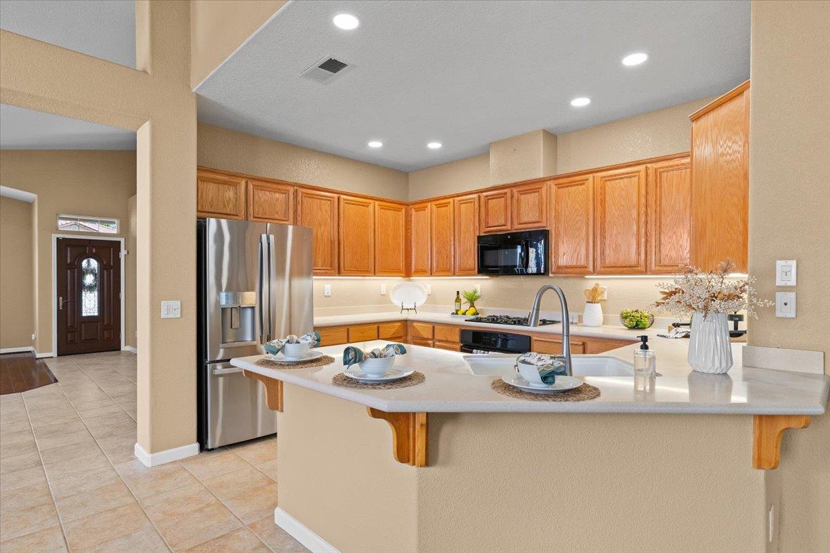 1924 Sunflower Ct, Modesto, CA 95356