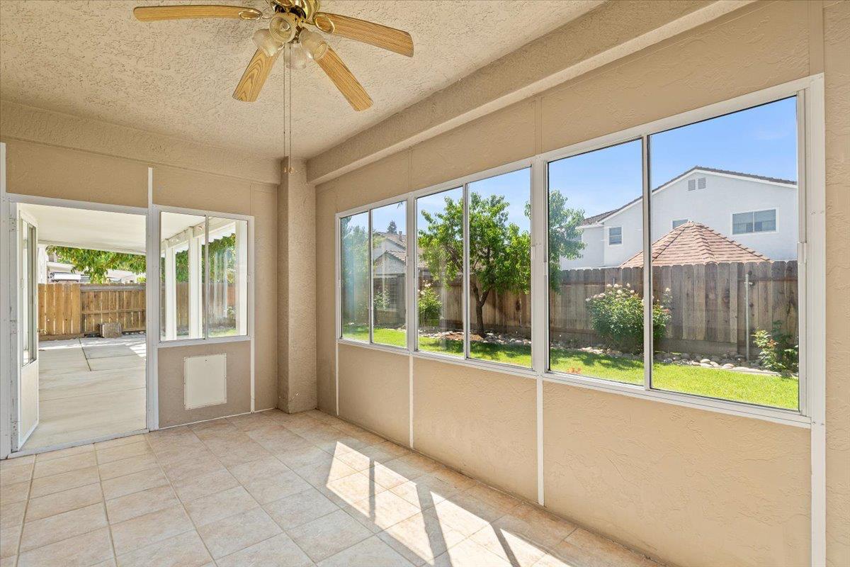 1924 Sunflower Ct, Modesto, CA 95356