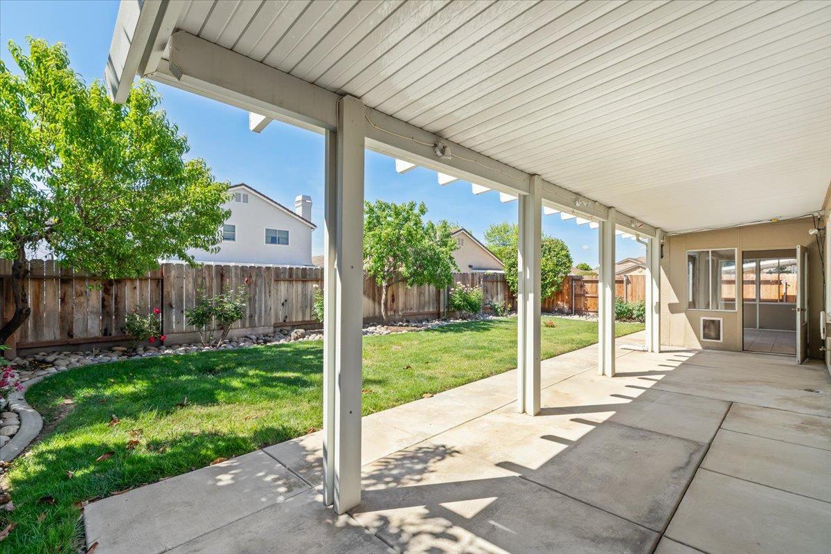 1924 Sunflower Ct, Modesto, CA 95356