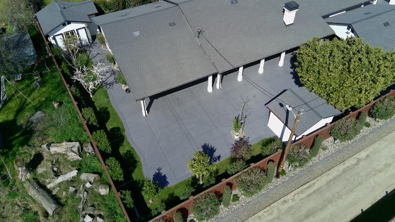 9293 Hillside Dr, Delhi, CA 95315