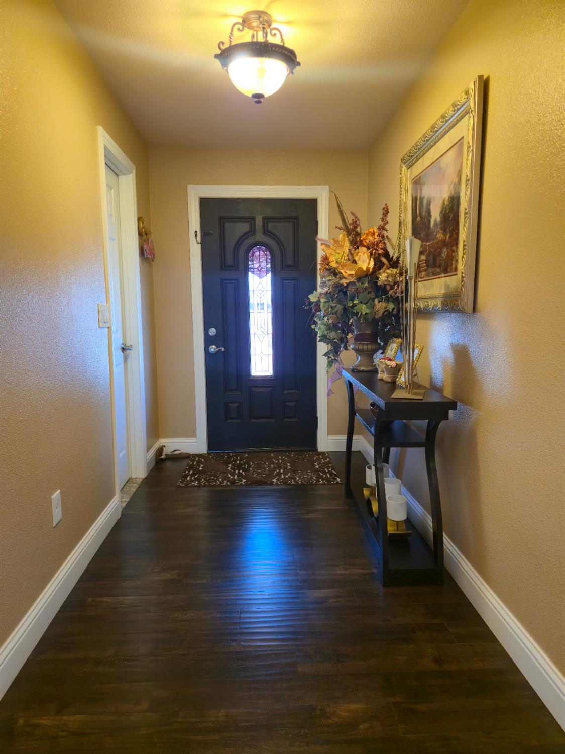 9293 Hillside Dr, Delhi, CA 95315