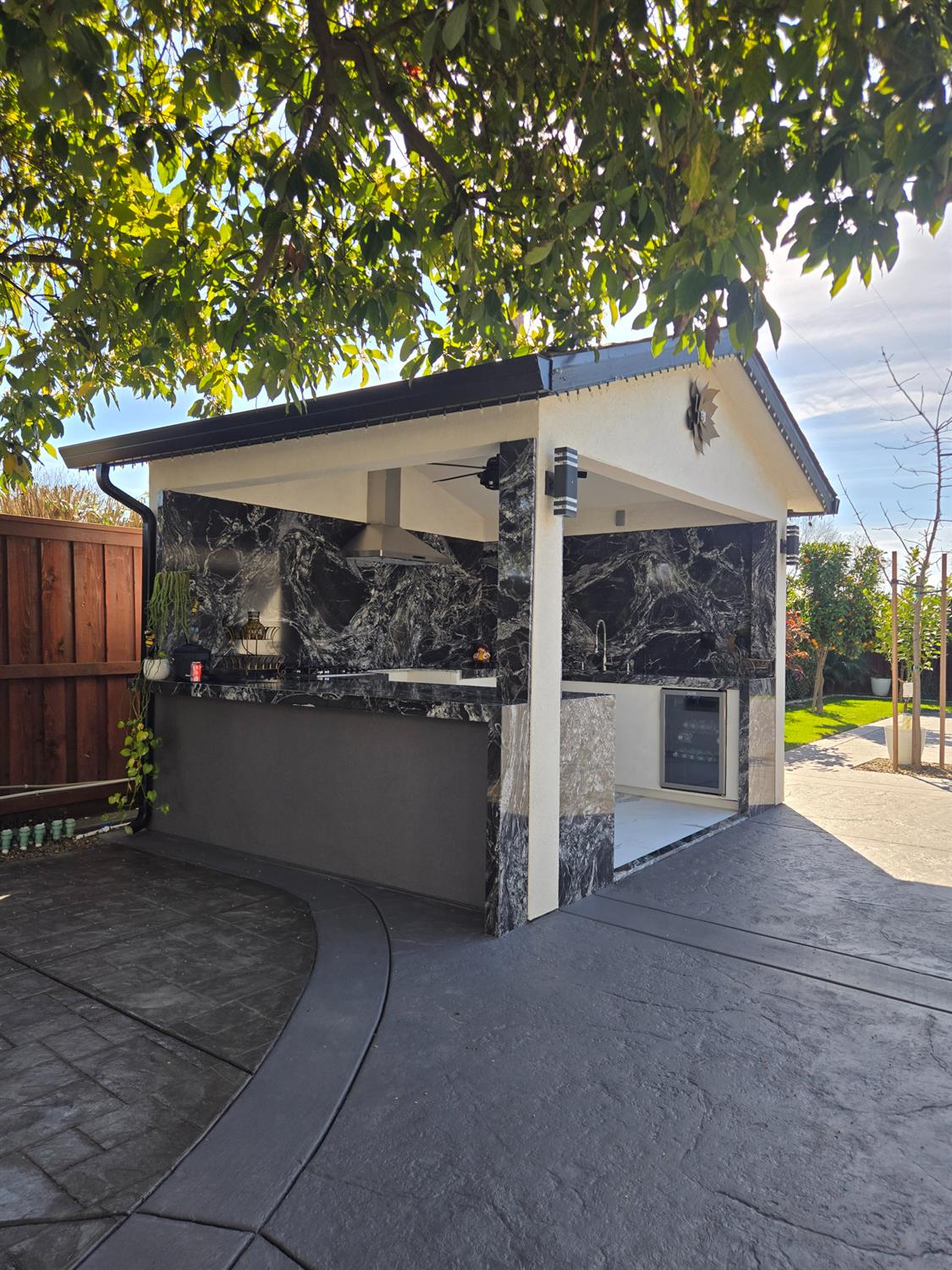 9293 Hillside Dr, Delhi, CA 95315