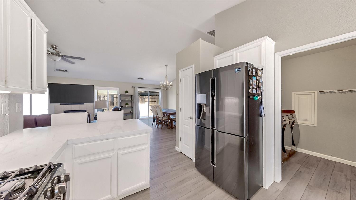 529 Fairmont Dr, Los Banos, CA 93635