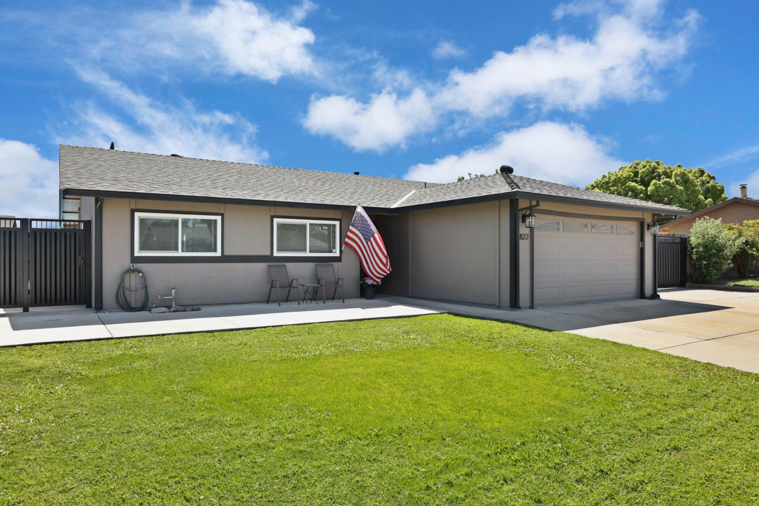 822 Buchanon Ln, Manteca, CA 95336