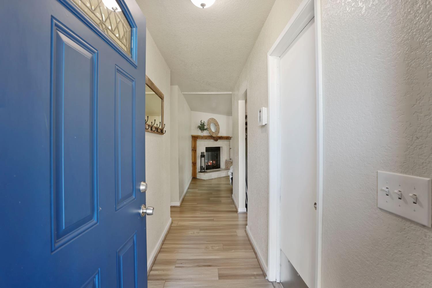 822 Buchanon Ln, Manteca, CA 95336