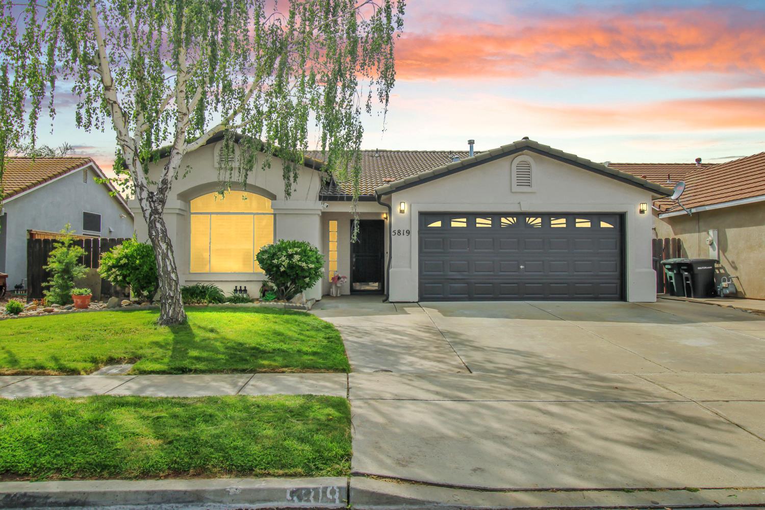 5819 Webb St, Riverbank, CA 95367