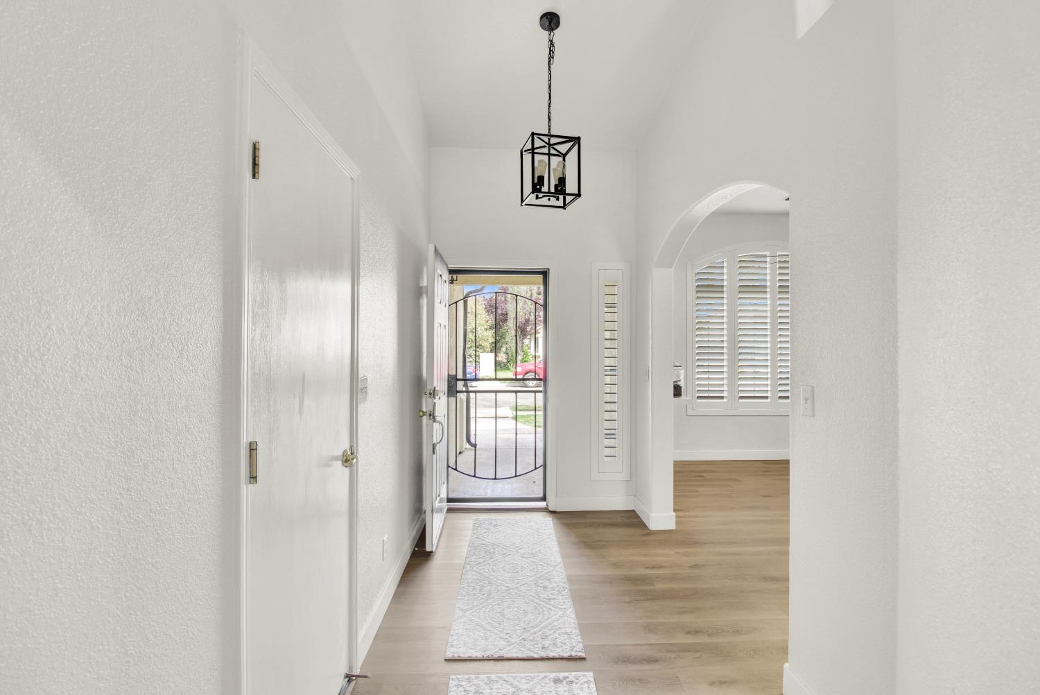 5819 Webb St, Riverbank, CA 95367