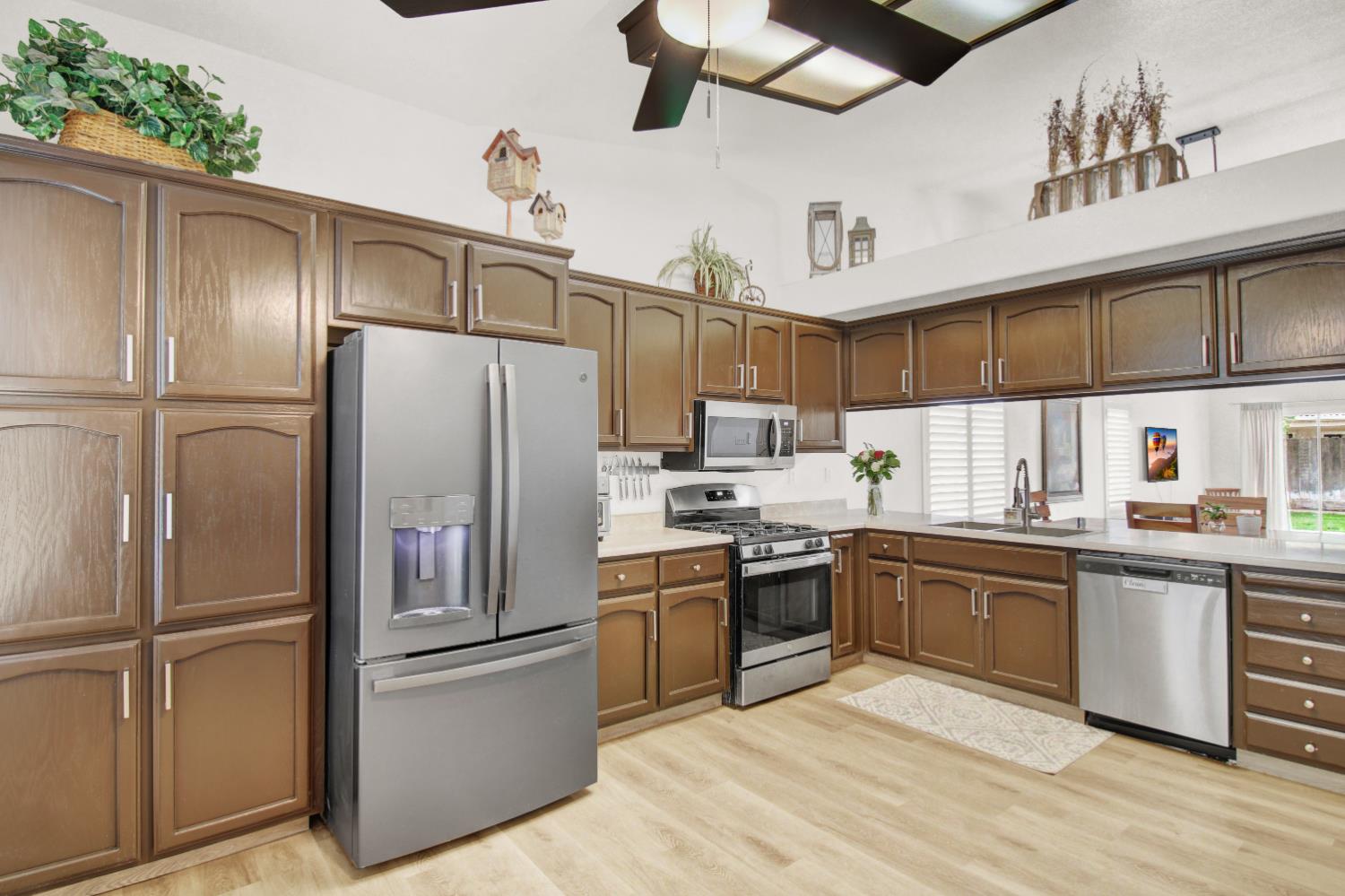 5819 Webb St, Riverbank, CA 95367