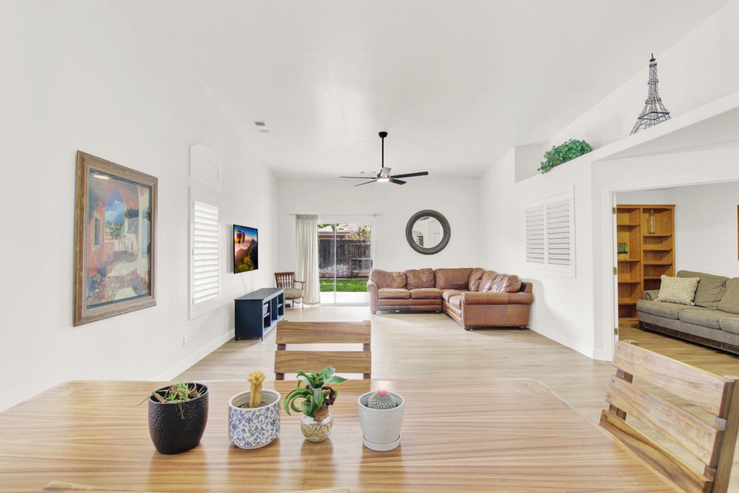 5819 Webb St, Riverbank, CA 95367
