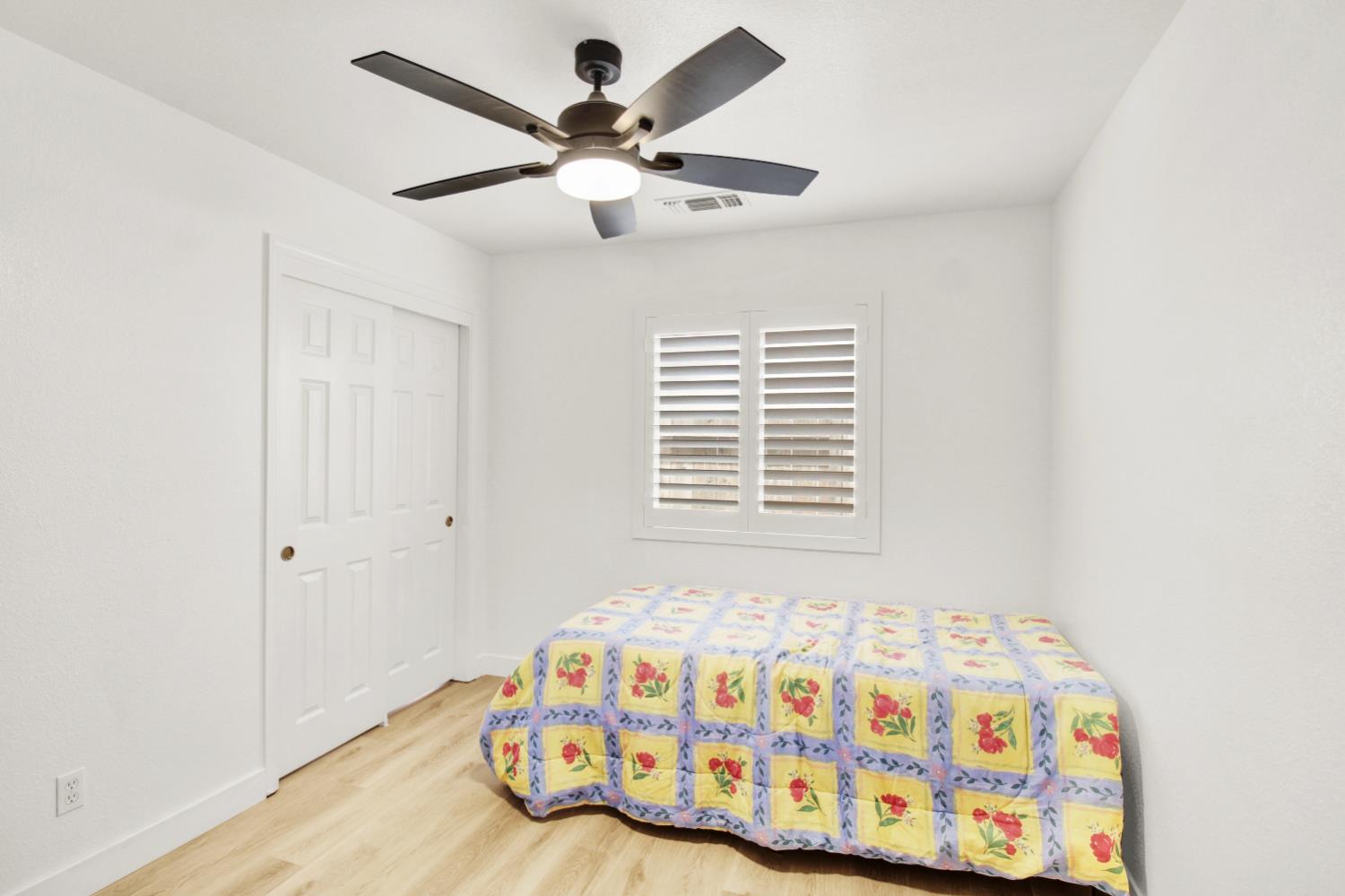 5819 Webb St, Riverbank, CA 95367