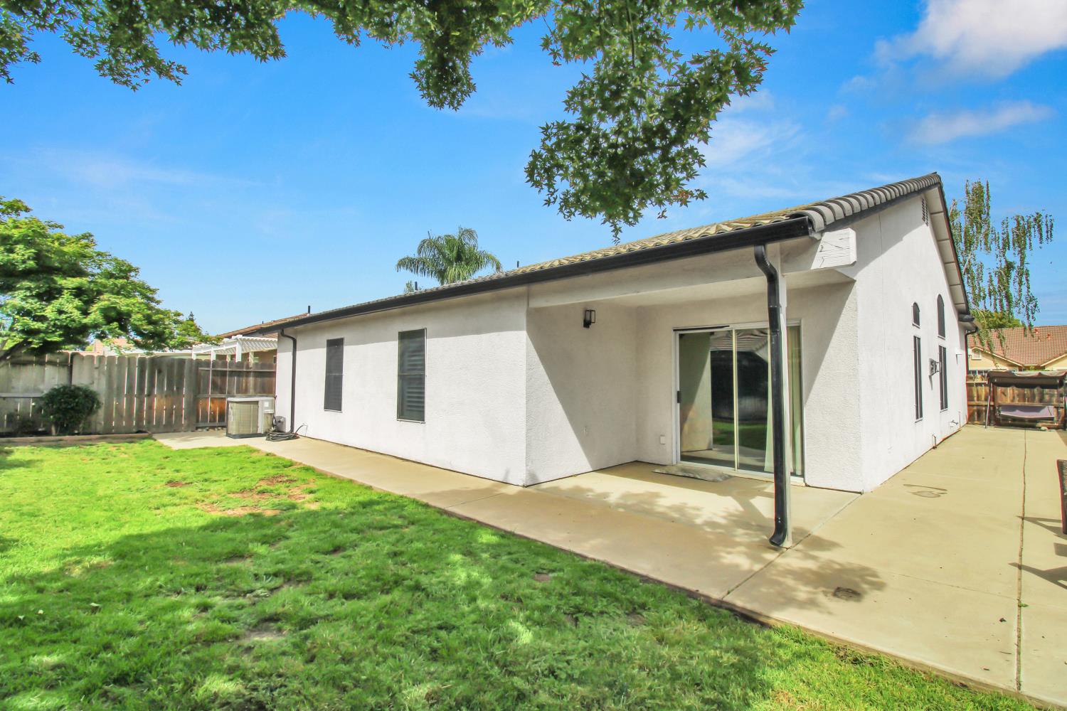 5819 Webb St, Riverbank, CA 95367