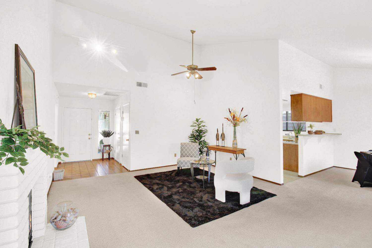 2204 Camborne Dr, Modesto, CA 95356